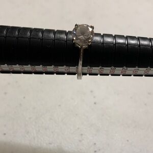 Elegant Sterling Silver Ring with Clear Gemstone